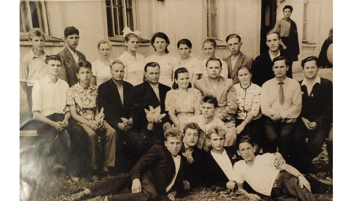 Выпускны 10 клас 1963 год Класны кіраўнік Кучараў